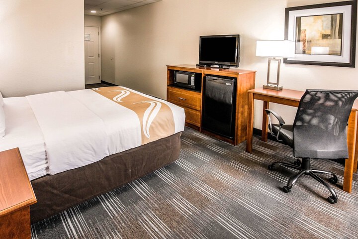 Room 18 of 44