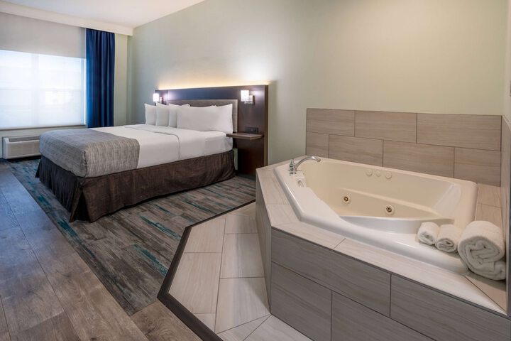 Room 41 of 54