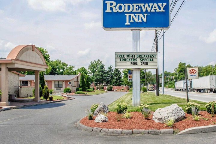 Hotel 4 of 57