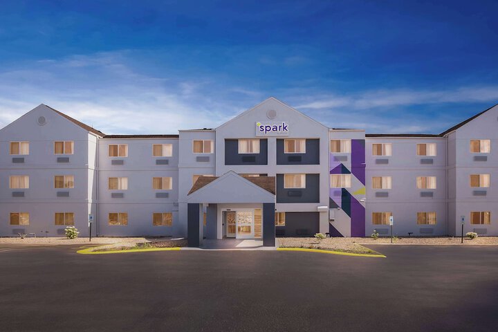 Hotel 3 of 42
