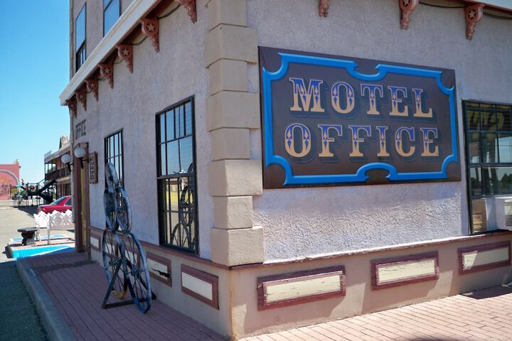 The Big Texan Motel