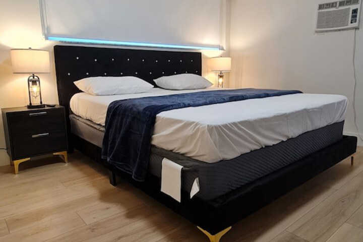 Room 40 of 44