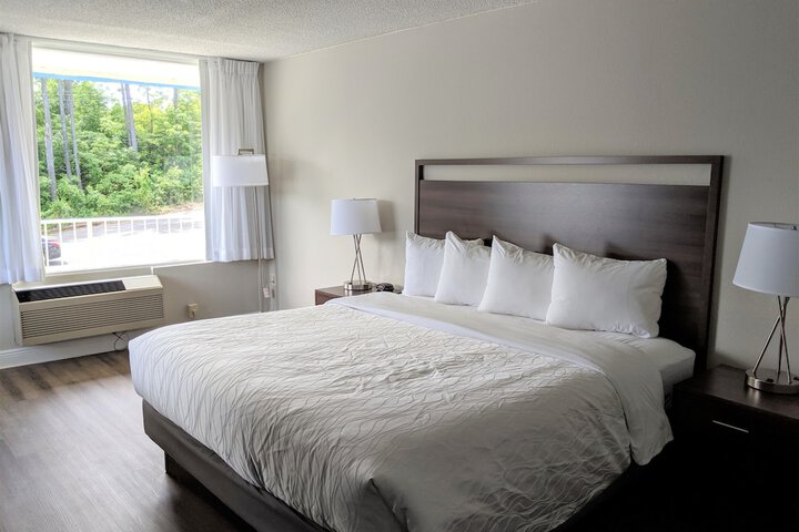 Lakefront Terrace Resort