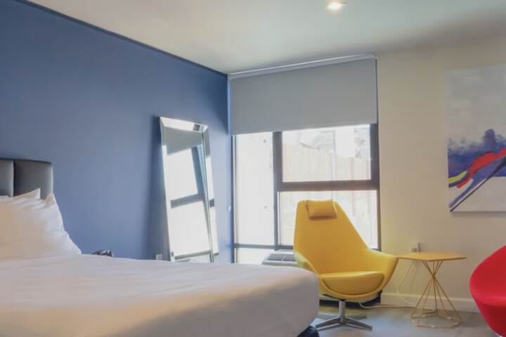 Room 28 of 41