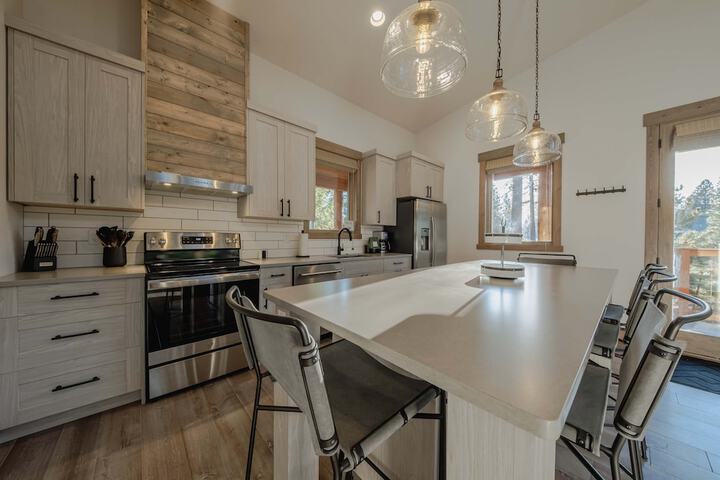 Wilderness Club Cabin Sleeps 7