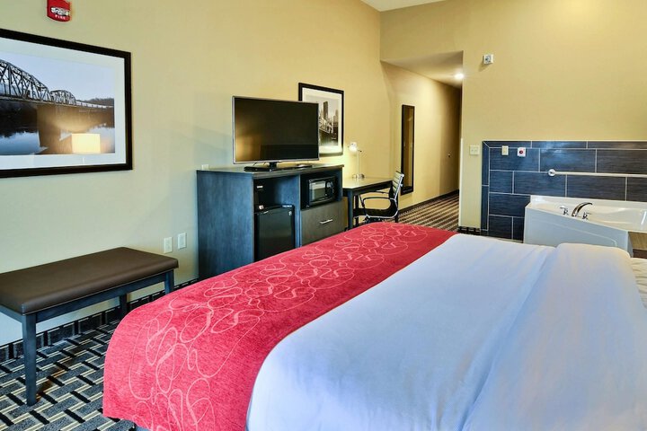 Comfort Suites Uniontown