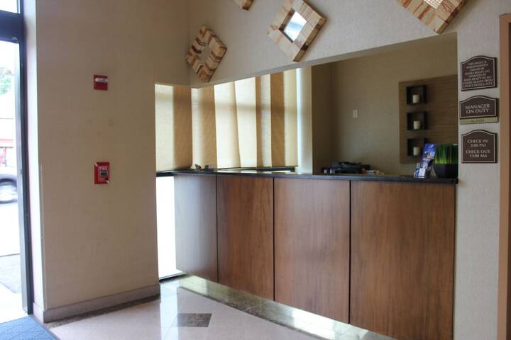 Hotel Interior 8 of 40