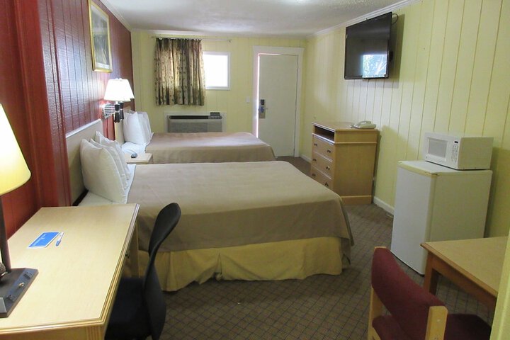 Room 21 of 40
