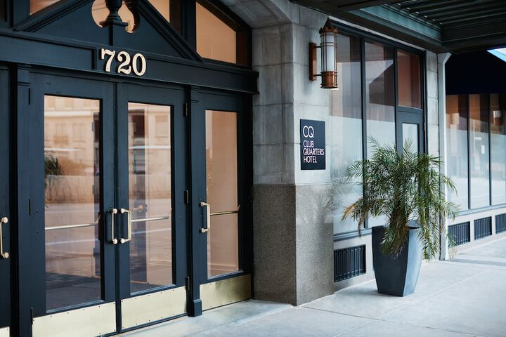 Hotel 4 of 48