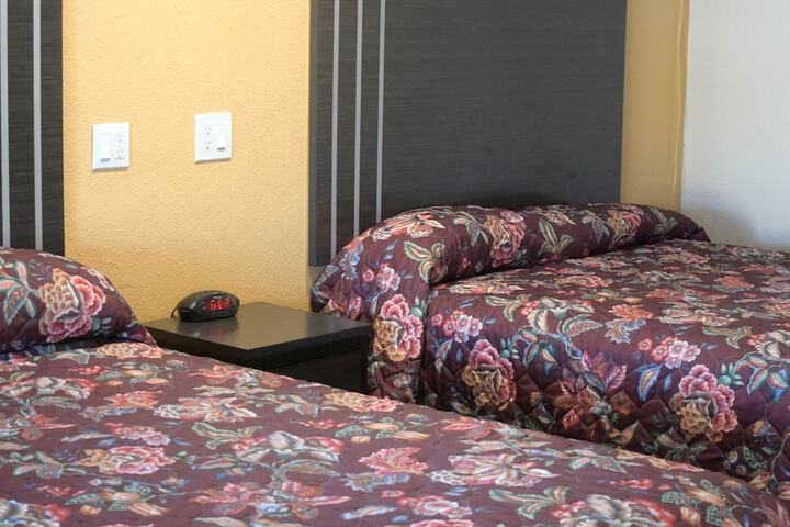Room 81 of 107