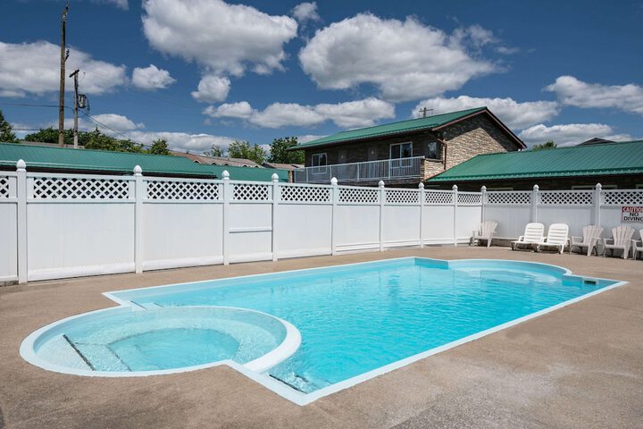Howard Johnson by Wyndham Gananoque