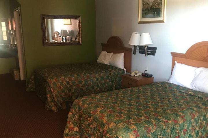 Room 16 of 30