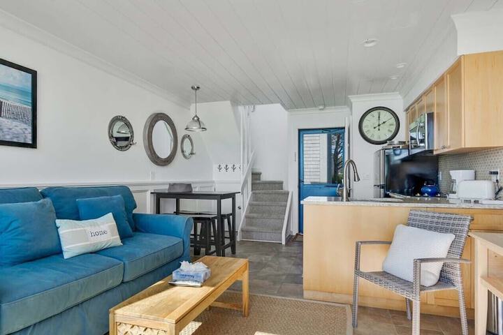 The Surf Club