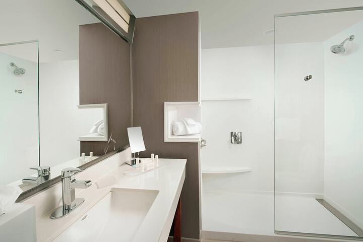Room 20 of 51