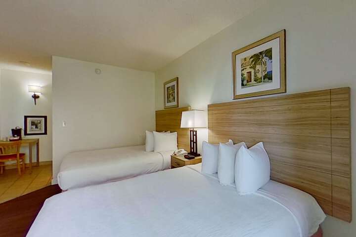 Room 35 of 106