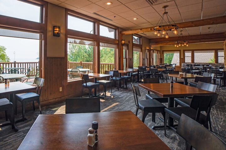 Grand Superior Lodge