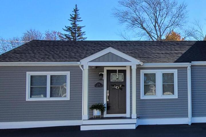 Cozy house close to downtown Danvers