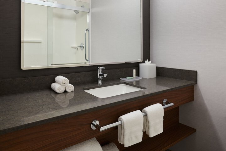 Courtyard by Marriott Culver City Los Angeles