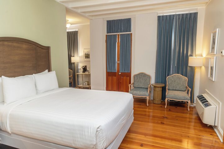 Room 15 of 29