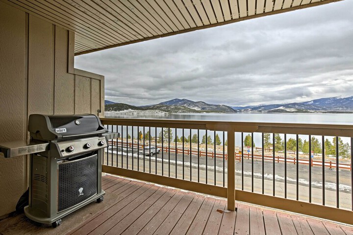 Mtn-view Condo w / Hot Tub Access in Dillon!