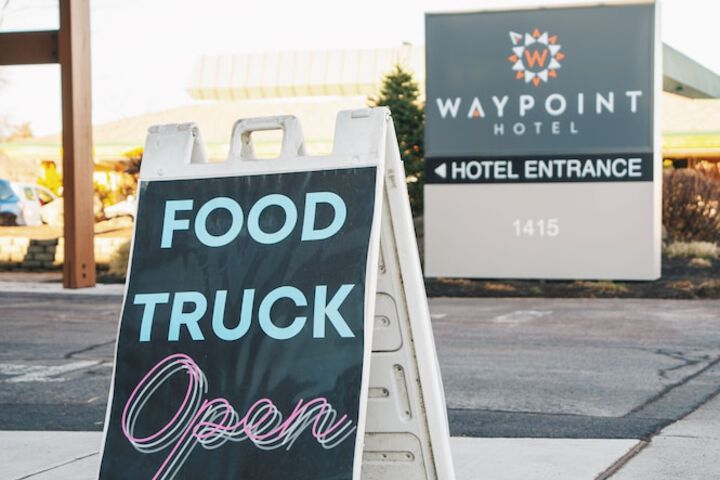 Waypoint Hotel