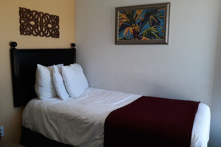 Room 43 of 46