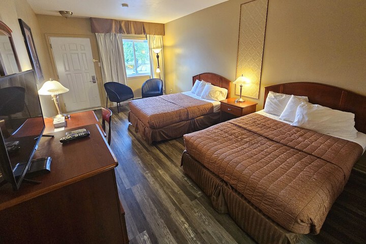 Room 52 of 84