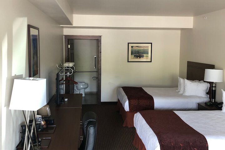 Room 22 of 32