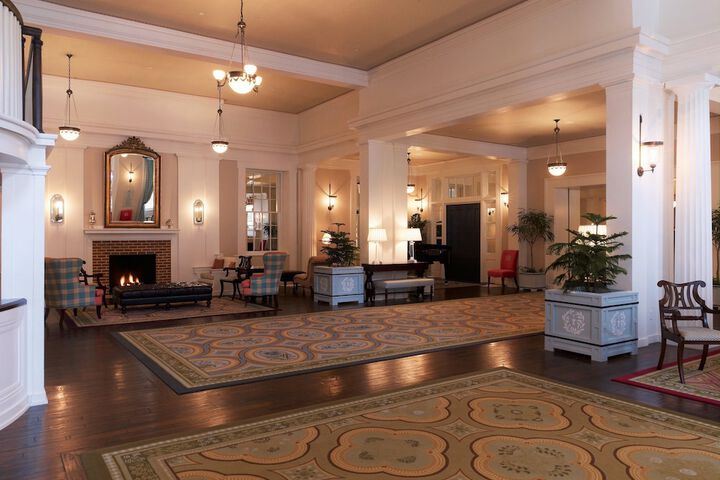 Hotel Interior 27 of 185