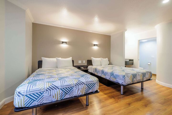 Motel 6 Auburn CA
