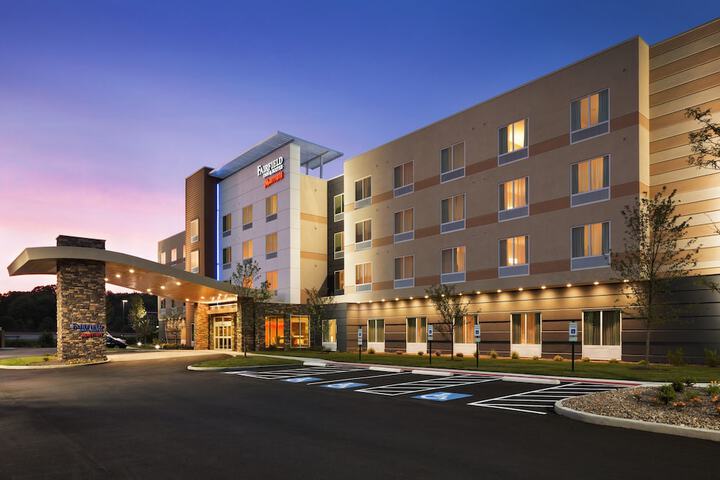 Hotel 2 of 25