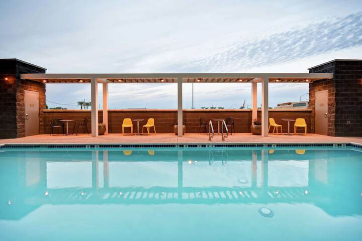 Pool 7 of 45