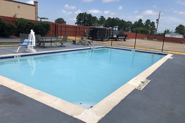 Quality Inn Madisonville