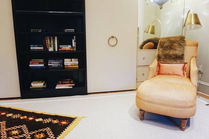 Room 93 of 123