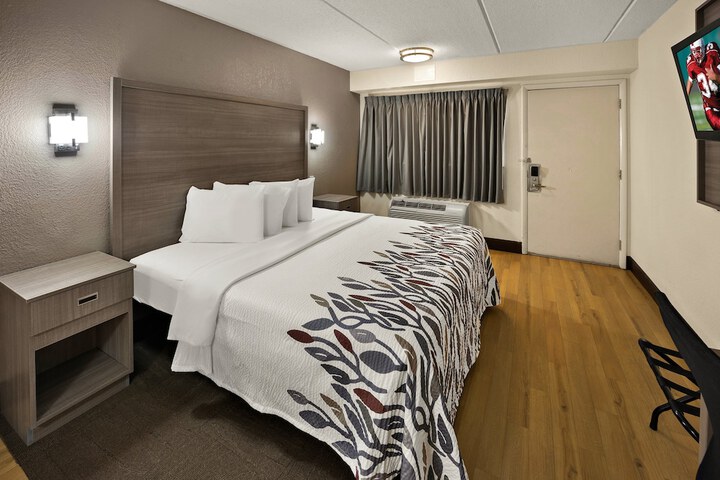 Room 25 of 27