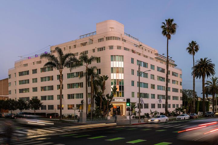 Hotel 6 of 66