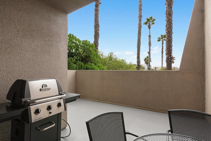 Terrace/Patio 35 of 38