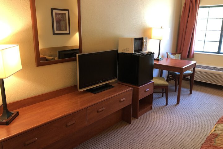 Room 44 of 76