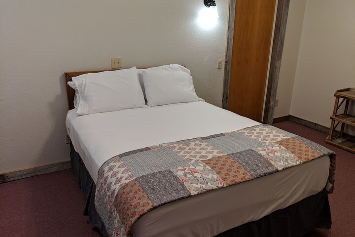 Room 25 of 31