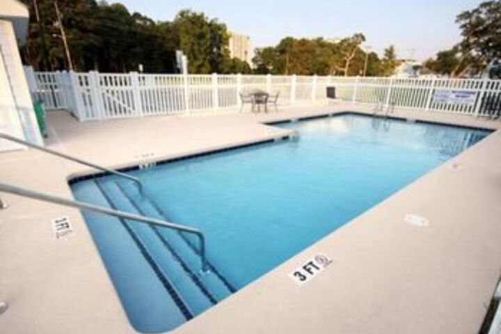 Gulfstream Cottages 301 by RedAwning