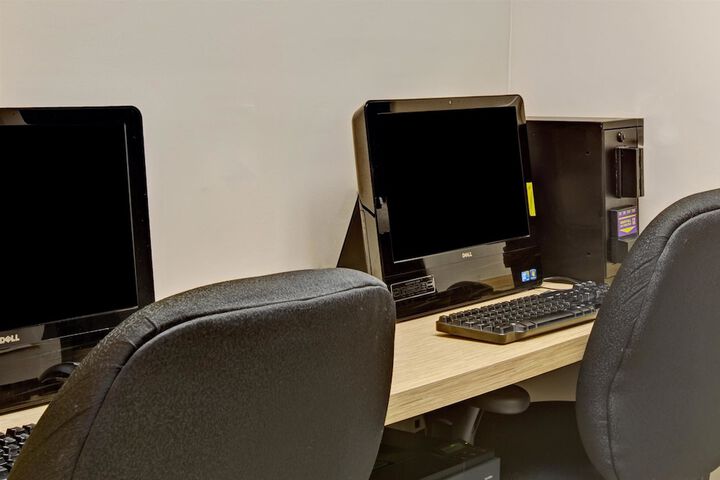 Business Center 30 of 30
