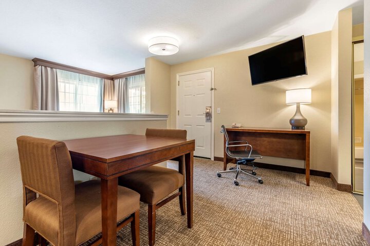 Room 12 of 56