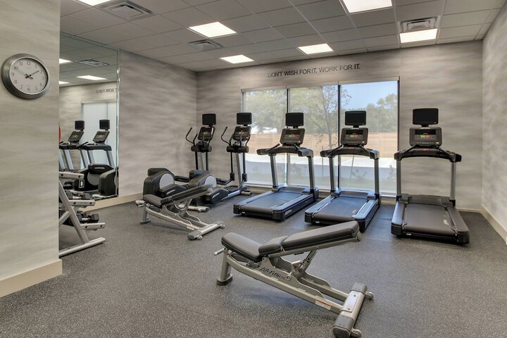 Health and Fitness 30 of 33