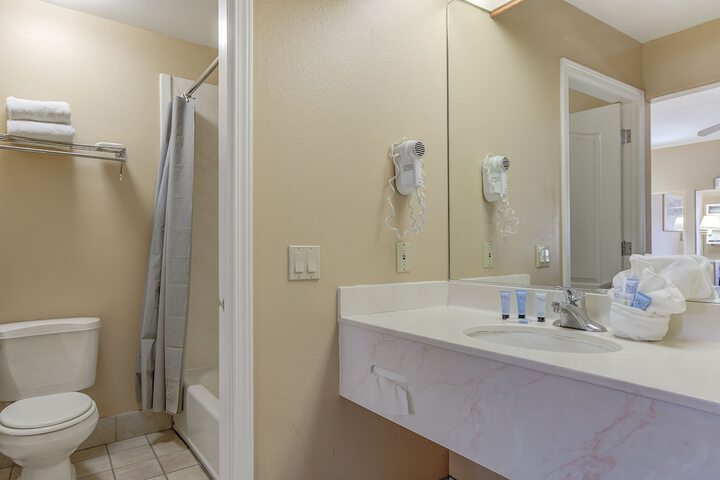 Room 43 of 55