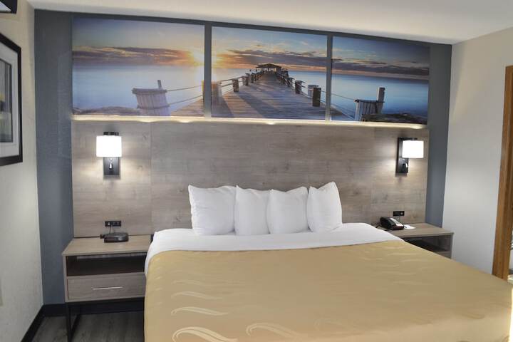 Room 21 of 59