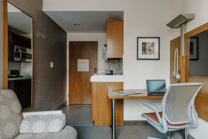 Room 33 of 57