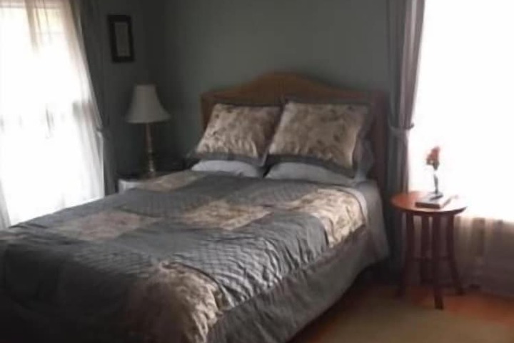 Room 10 of 25
