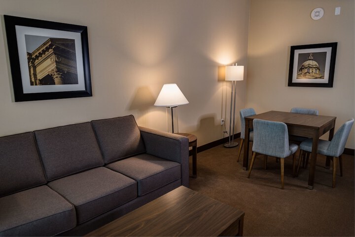Room 49 of 79