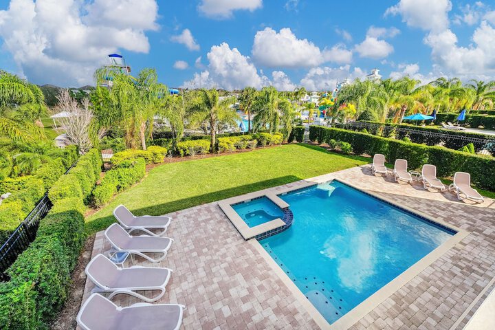 Encore Resort and Water Park at Reunion by Rentyl