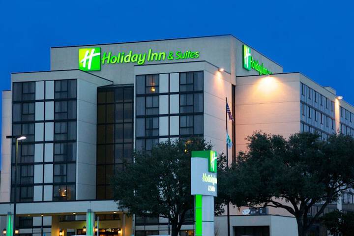 Hotel 5 of 38